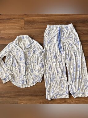 PJ Salvage Pajama Set Medium Paris Vino Wine White Blue Long Sleeve Shirt Pants